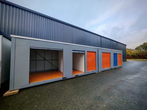 Box extérieurs - Kikbox La Roche-sur-Yon et Saint André d'Ornay - solution de stationnement facile, flexible, sécurisée et accessible 24h/24