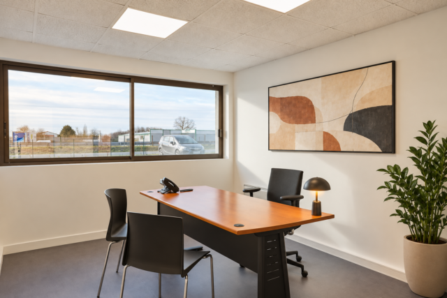 Bureau individuel climatise a louer Dompierre-sur-Yon – Kikbox